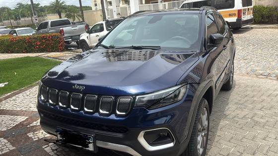 JEEP COMPASS 2.0 TD350 TURBO DIESEL LONGITUDE AT9 JEEP COMPASS 2.0 TD350 TURBO DIESEL LONGITUDE AT9